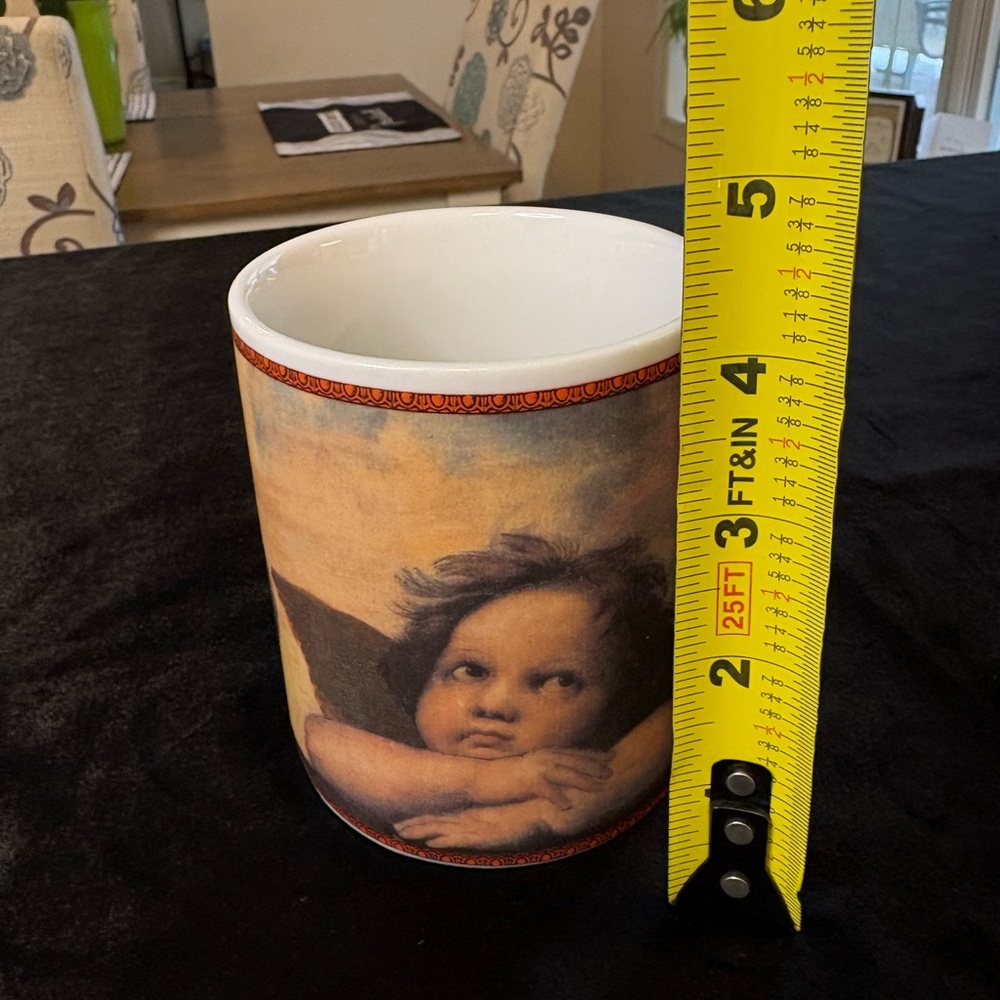Collectible Ceramic Mug Detailing Raphael’s Famous Painting ,The Sistine Madonna - Picture 6 of 6